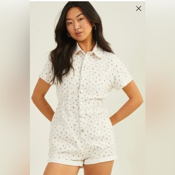 Altar’d State Skylar Cargo Romper Floral Women’s Small Cottagecore Boho Coquette - Picture 1 of 10